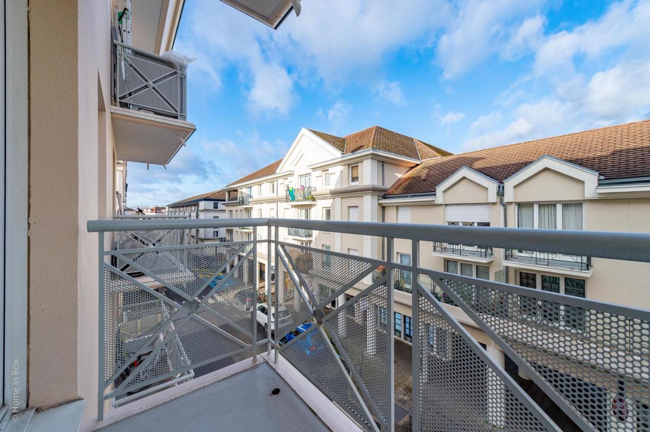 Magnifique Appartement Proche Gare - 8Min Disney Bussy-Saint-Georges Exteriér fotografie